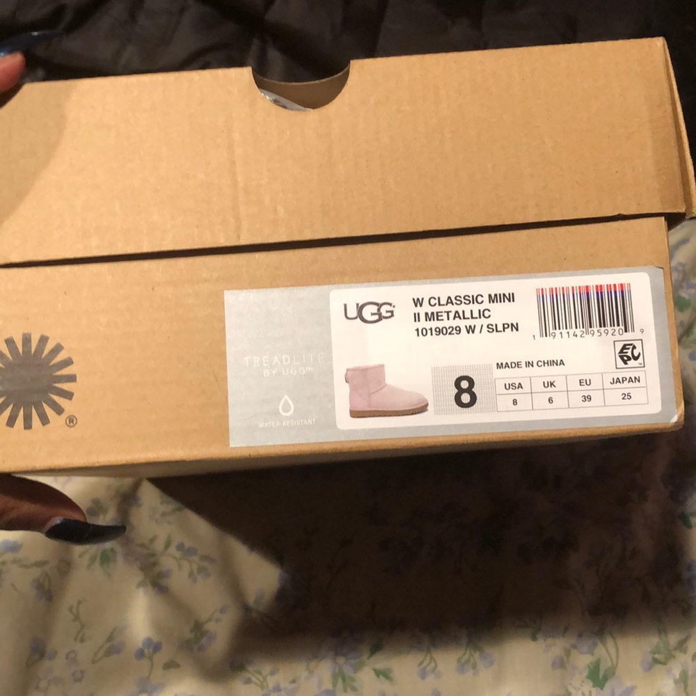 Brand new uggs